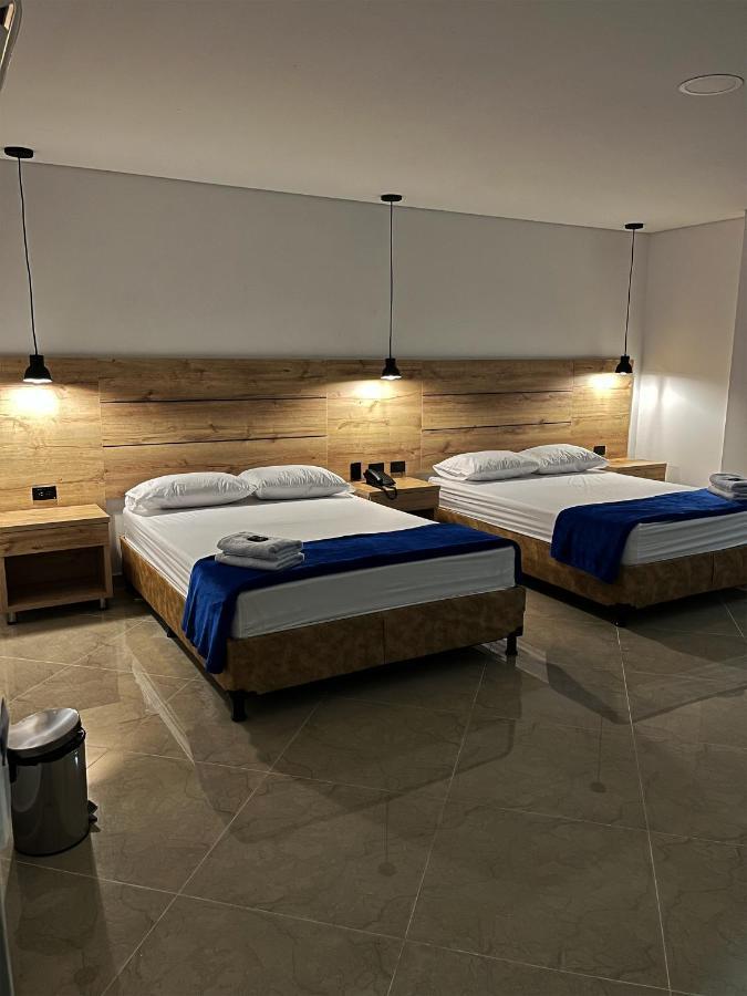 Hotel California City Medellin Ngoại thất bức ảnh