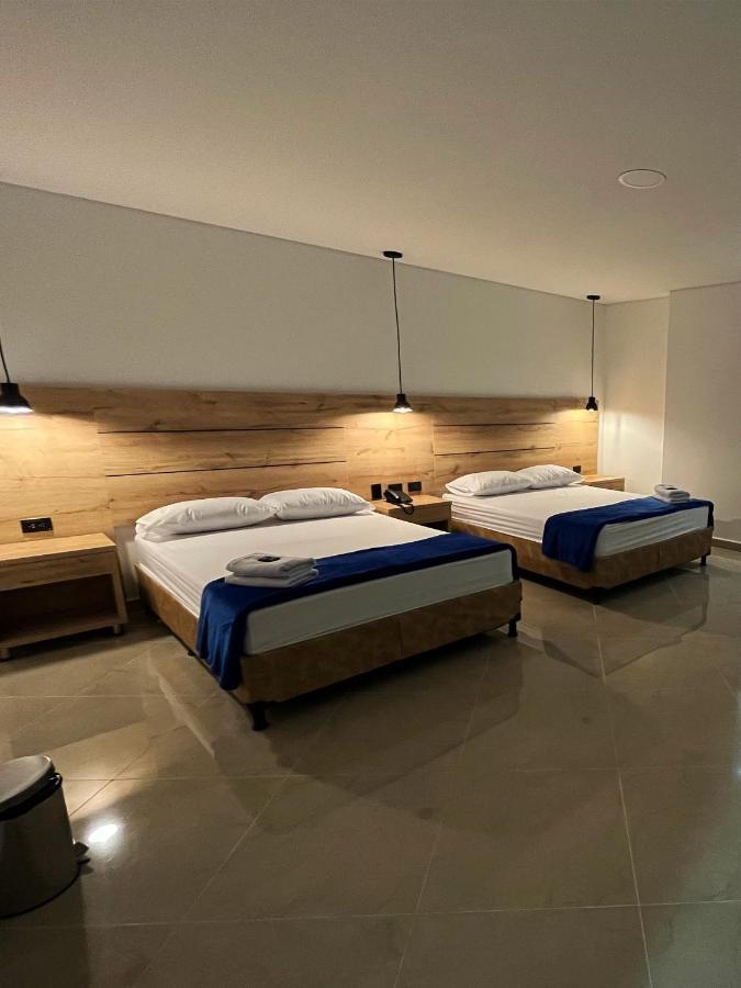 Hotel California City Medellin Ngoại thất bức ảnh