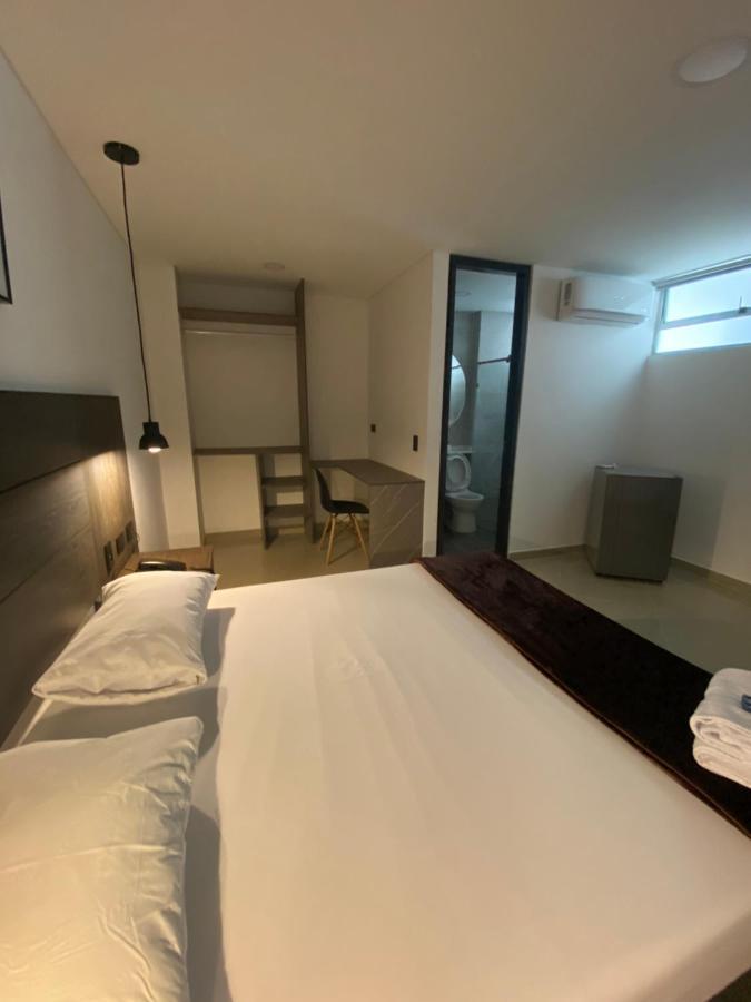 Hotel California City Medellin Ngoại thất bức ảnh