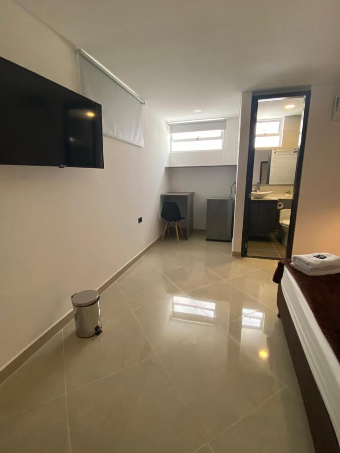 Hotel California City Medellin Ngoại thất bức ảnh