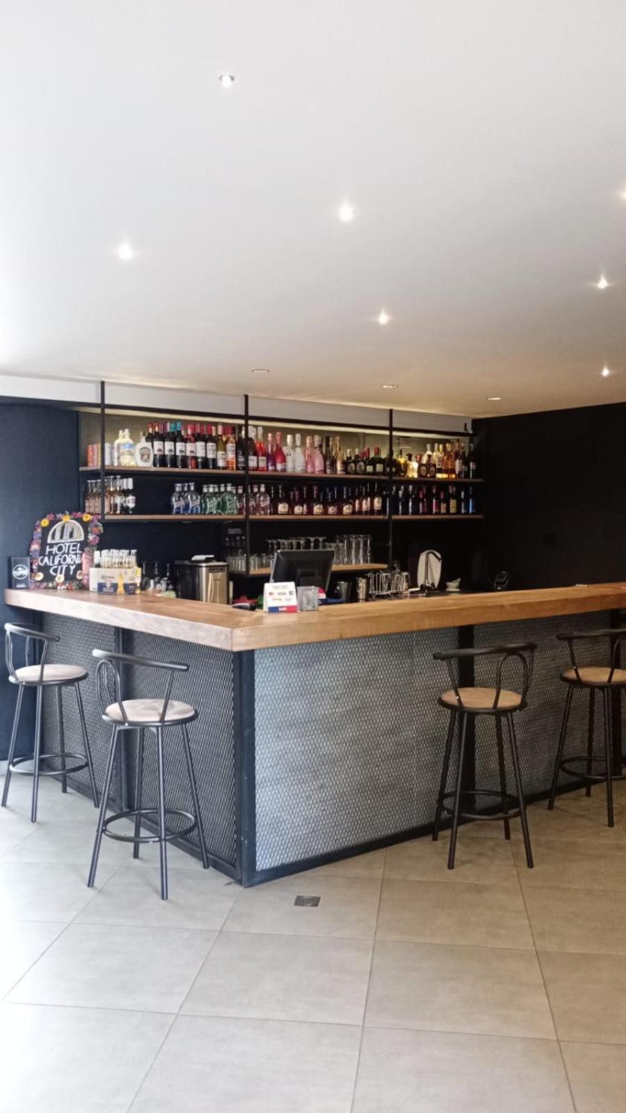 Hotel California City Medellin Ngoại thất bức ảnh