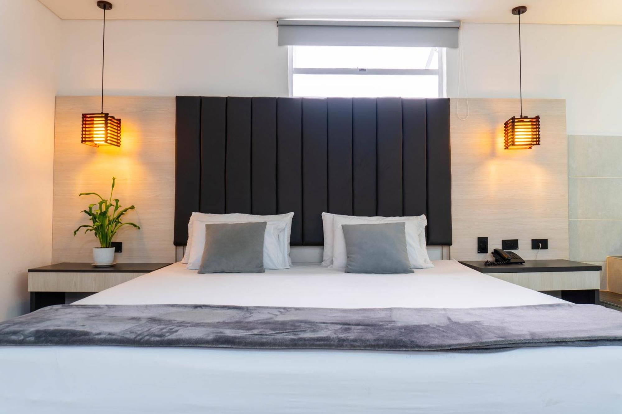Hotel California City Medellin Ngoại thất bức ảnh